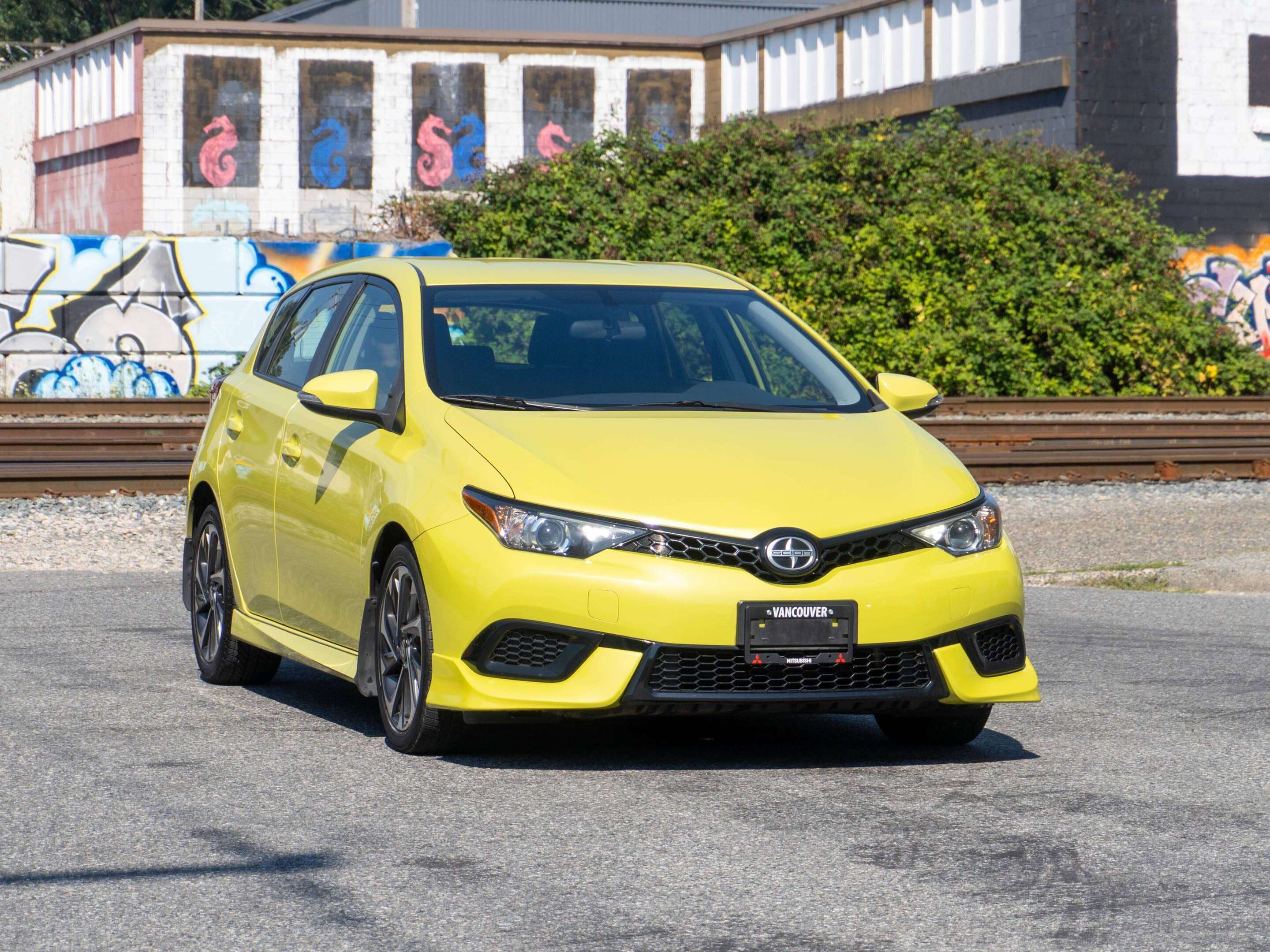 2016 Scion iM Base