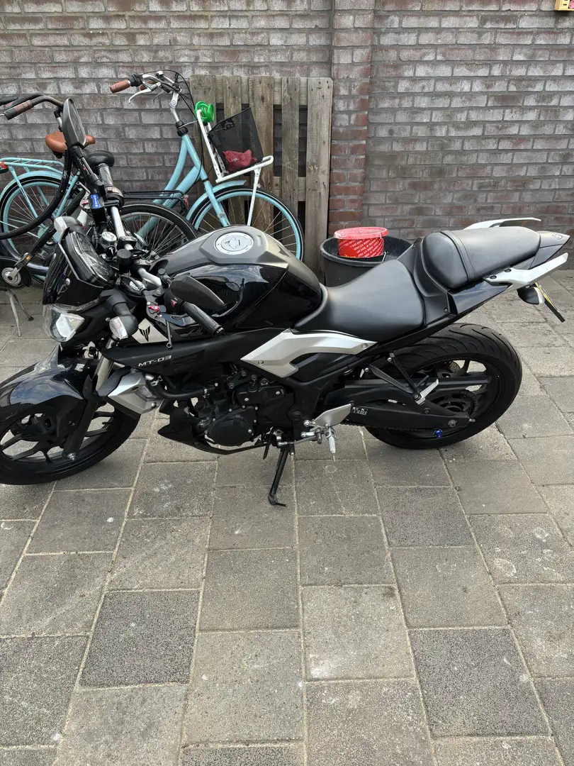 Yamaha MT-03 - 1