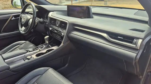 Lexus RX view 10
