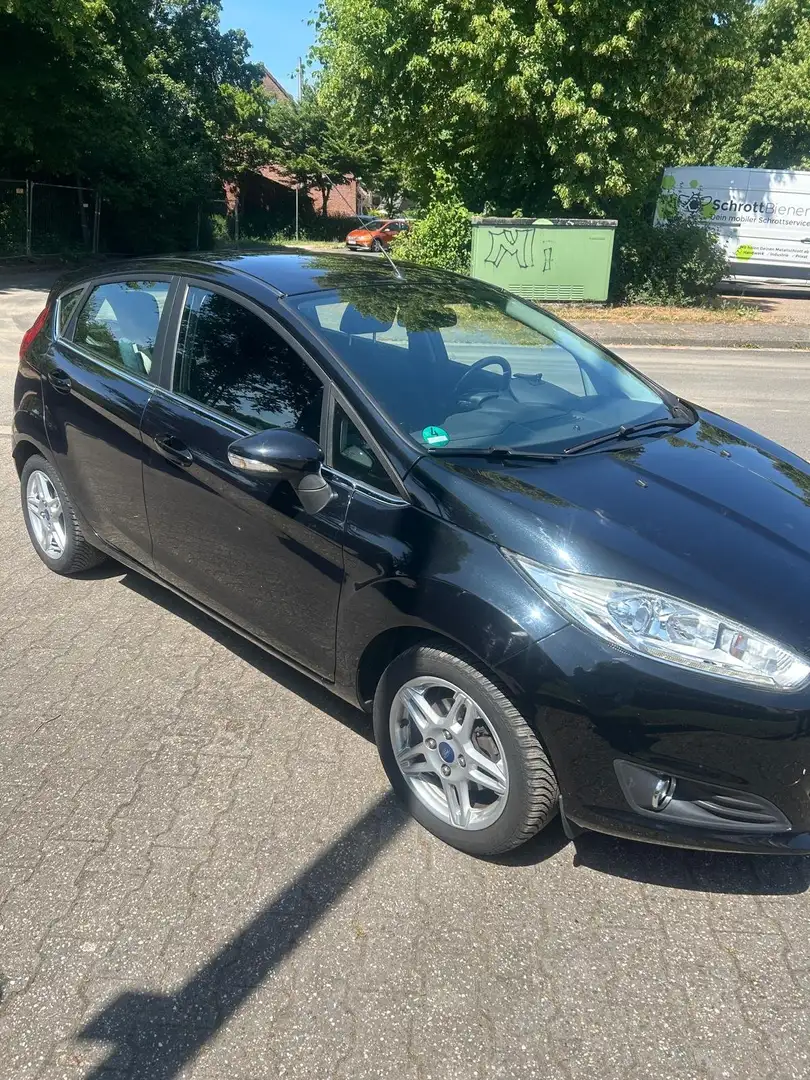 Ford Fiesta Fiesta 1.6 Ti-VCT Aut. Titanium Schwarz - 1