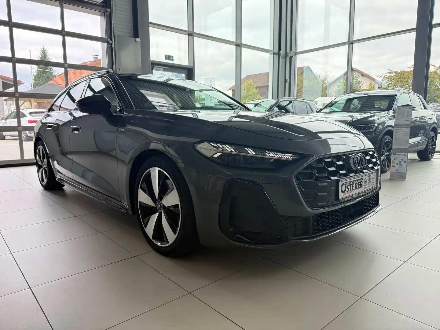 Audi A5 Avant 2.0 TDI S-Line Area View Tech plus Navi Matr Grau - 2