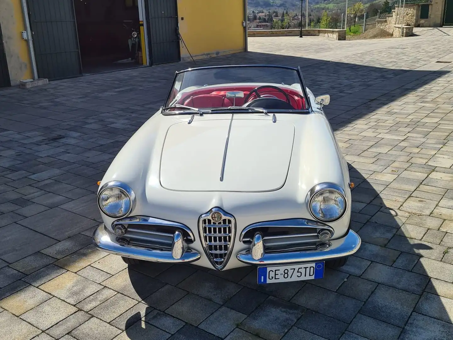 Alfa Romeo Giulietta Spider Blanco - 1