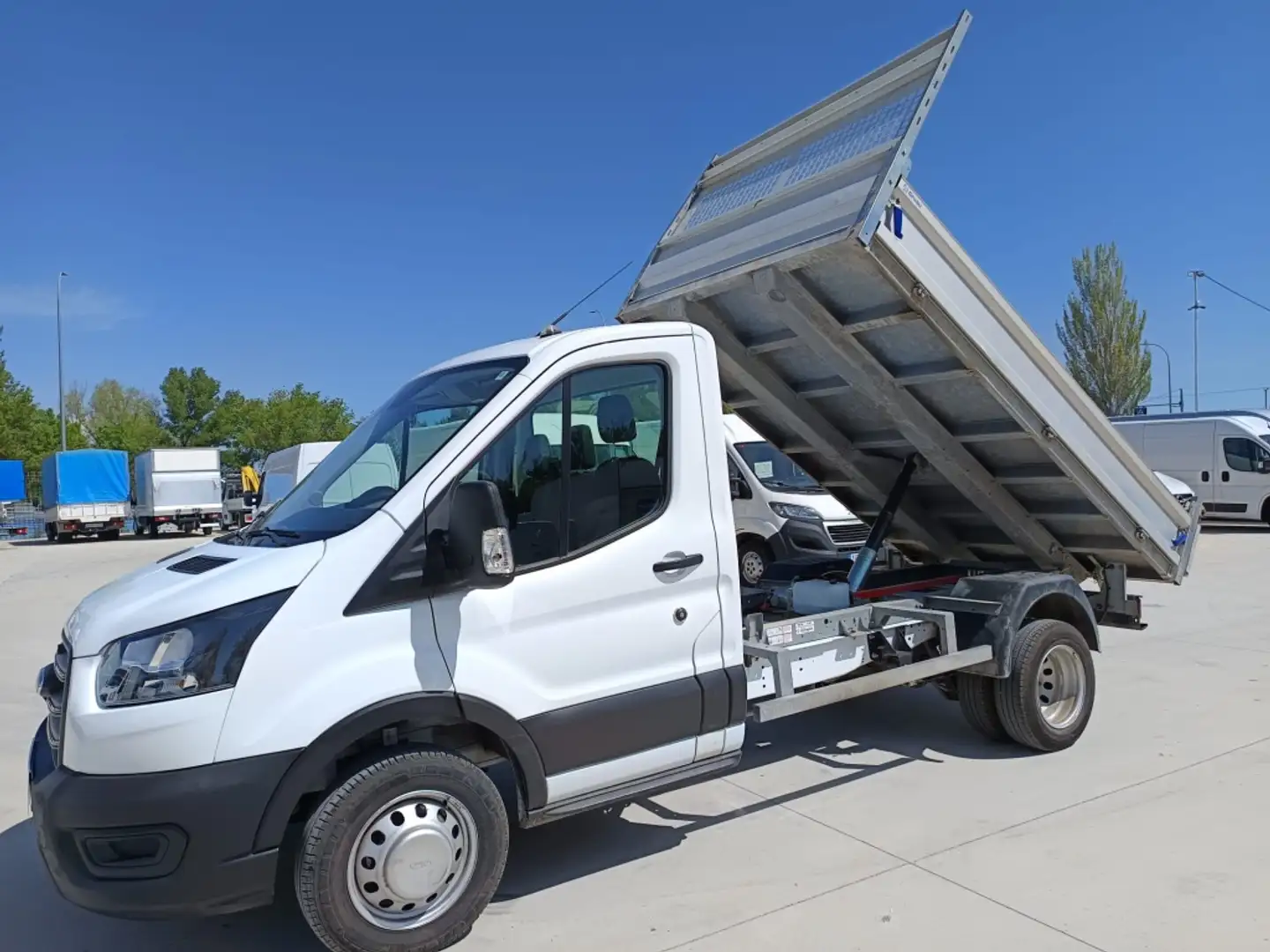 Ford Transit FT 350 L2 Chasis Trend Tr. Tra. 130 Blanco - 2