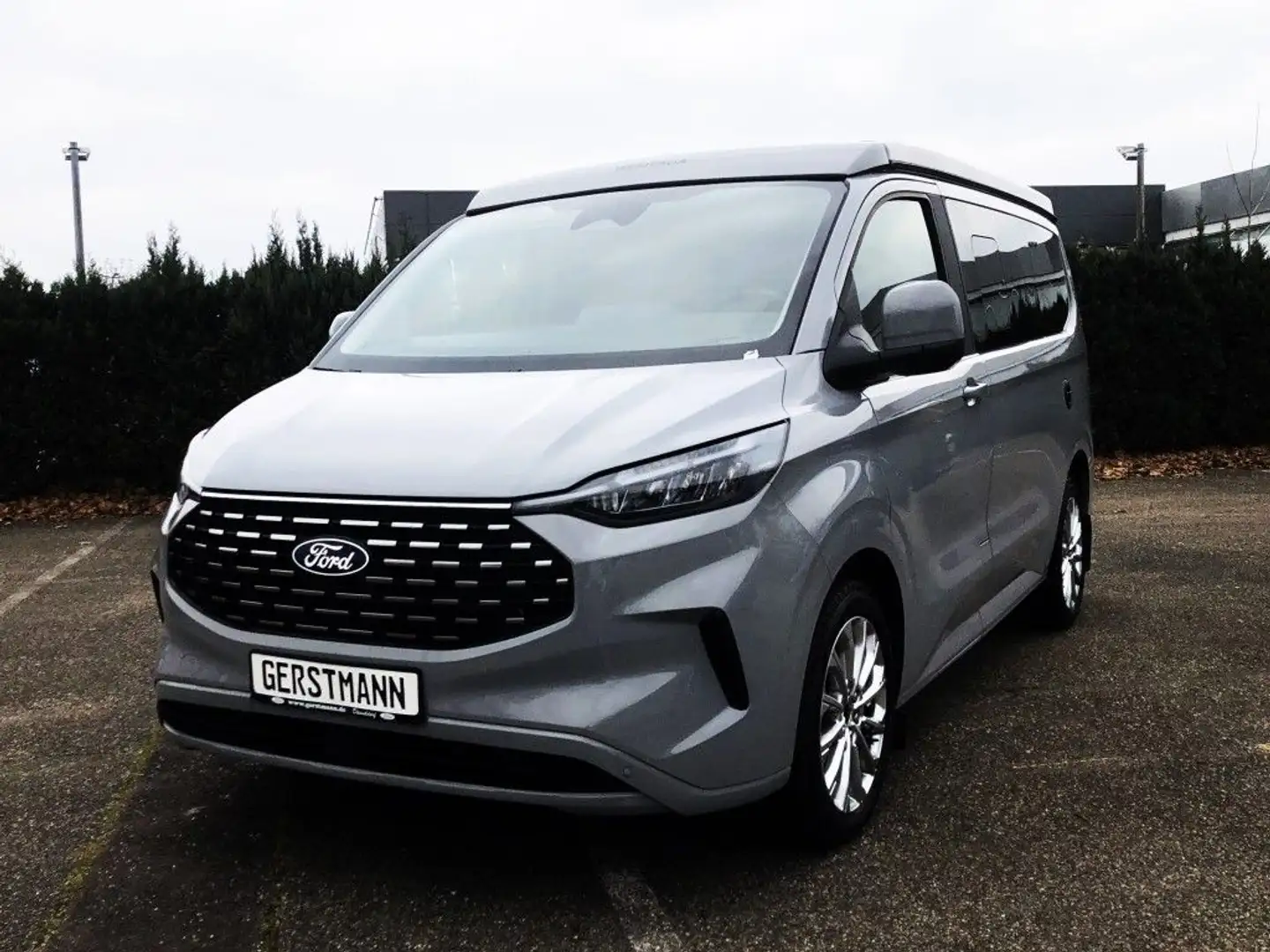Ford Tourneo Custom Nugget 320 L1 Autom. Titanium 19Zoll Grau - 1