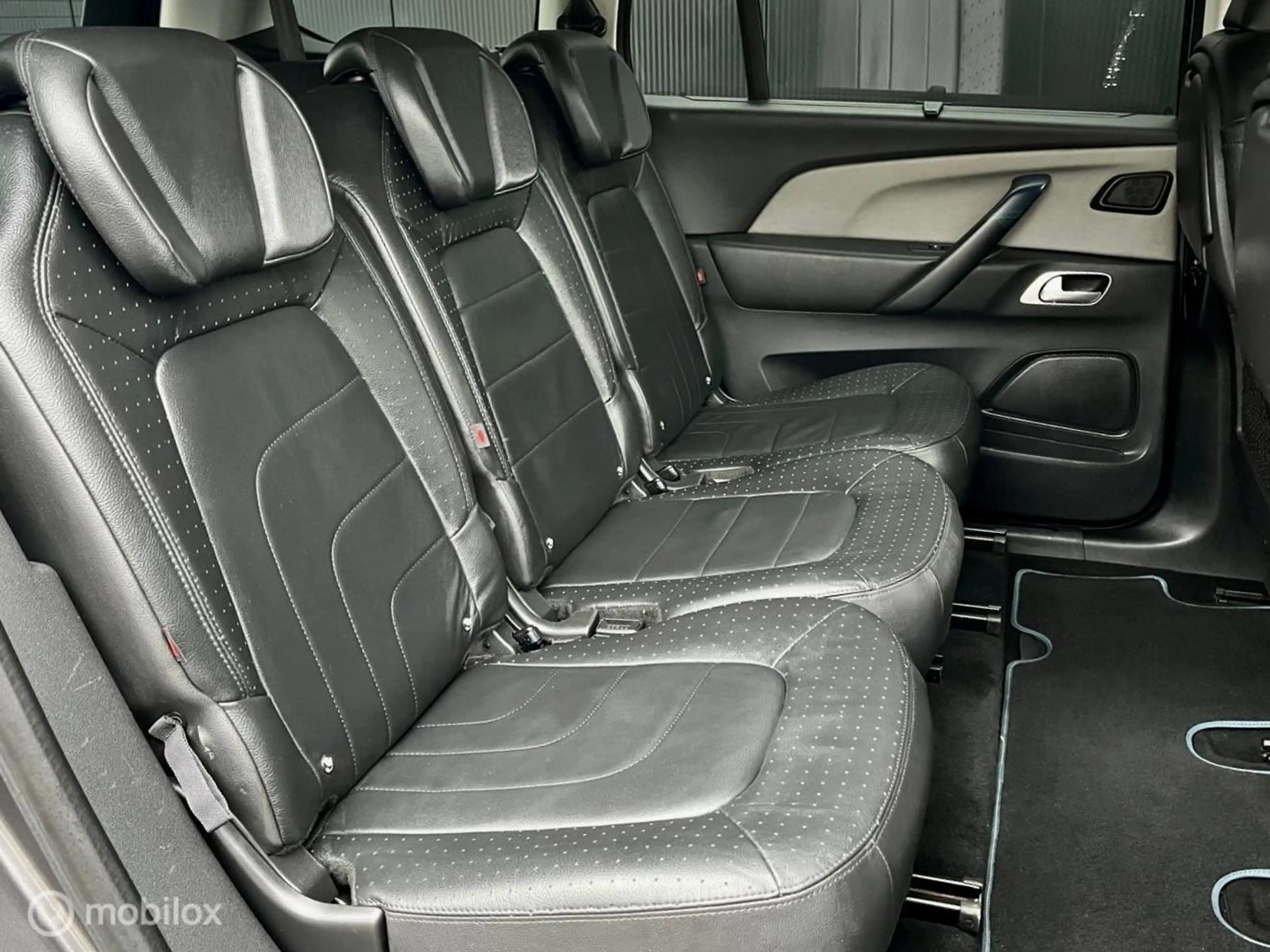 Citroen Grand C4 Picasso 1.2 PureTech Shine — photo 10
