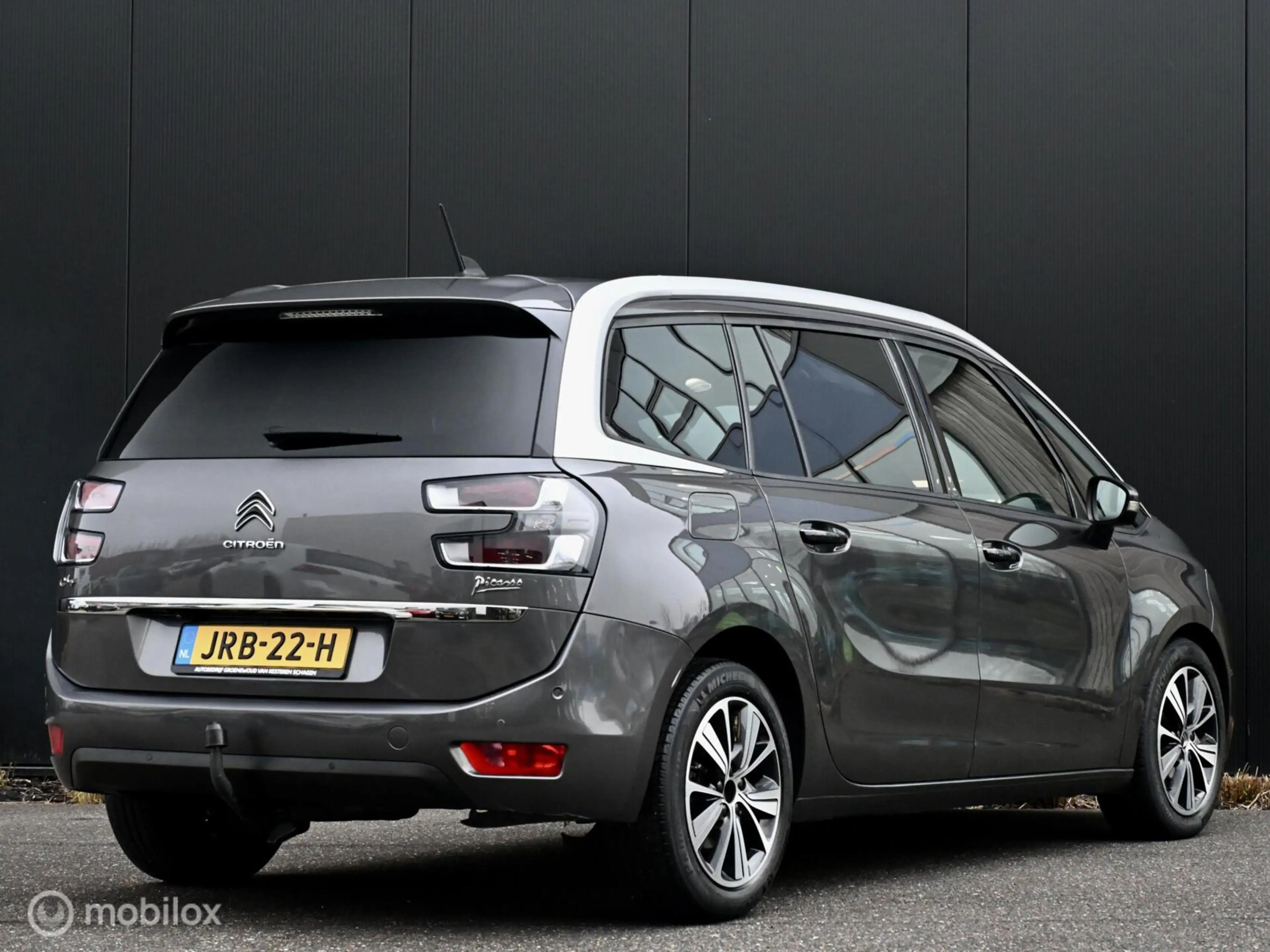 Citroen Grand C4 Picasso 1.2 PureTech Shine — photo 3