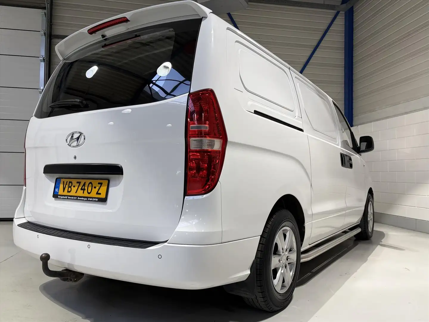 Hyundai H 300 AUT, 3 Zitpl. Dubb. Schuifdeur, Airco, Park. Sens, Weiß - 2