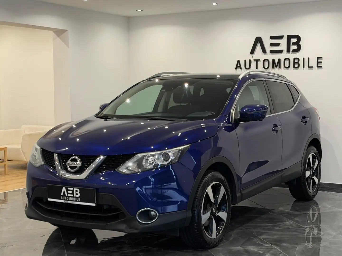 Nissan Qashqai 1.6 dCi DPF N-Connecta 4x2**PANORAMA**SHZ**TEMP** Blau - 1