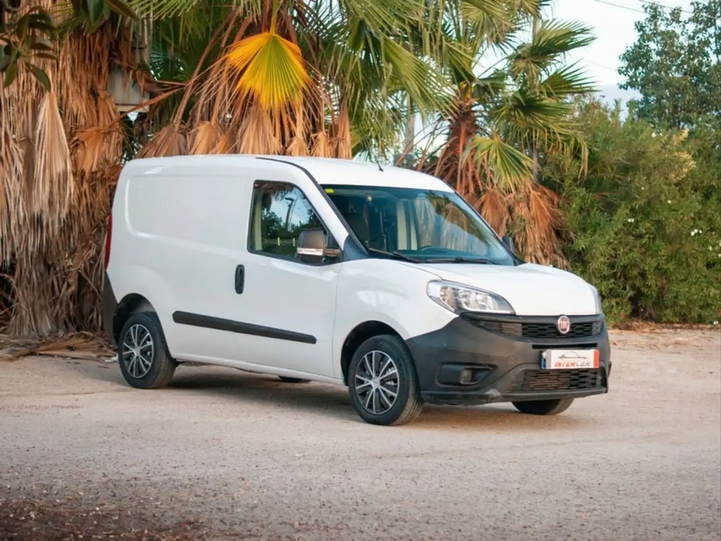 Fiat Cargo Base 1.3 Multijet 55kW 75CV E5 Wit - 1