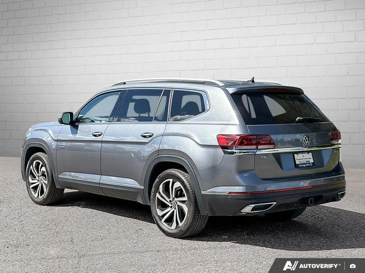 Volkswagen Atlas снимка Volkswagen Atlas