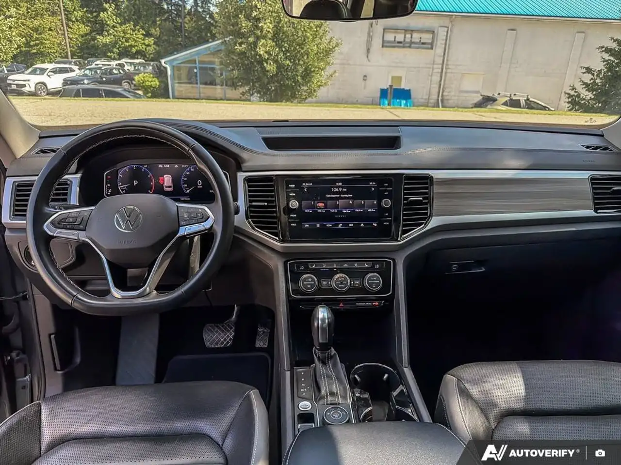 Volkswagen Atlas снимка Volkswagen Atlas