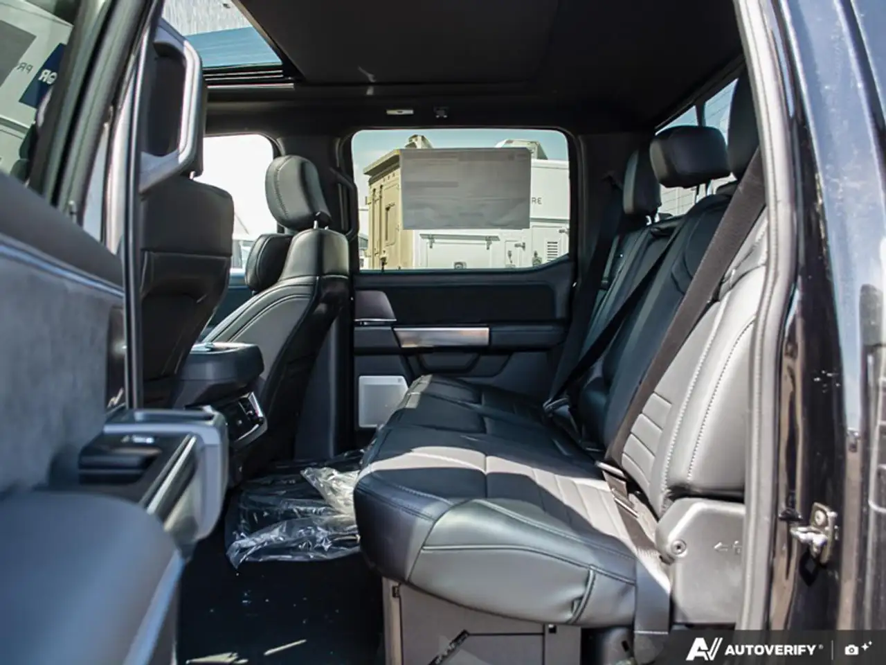 Ford F 350 снимка Ford F 350