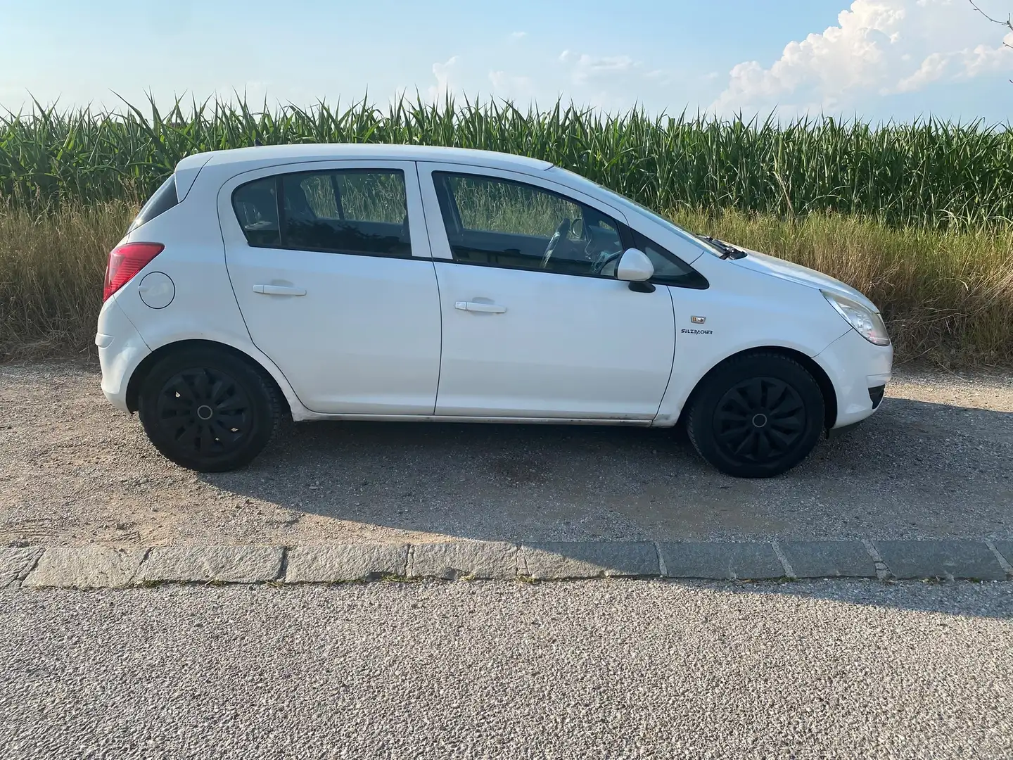 Opel Corsa Enjoy - 1