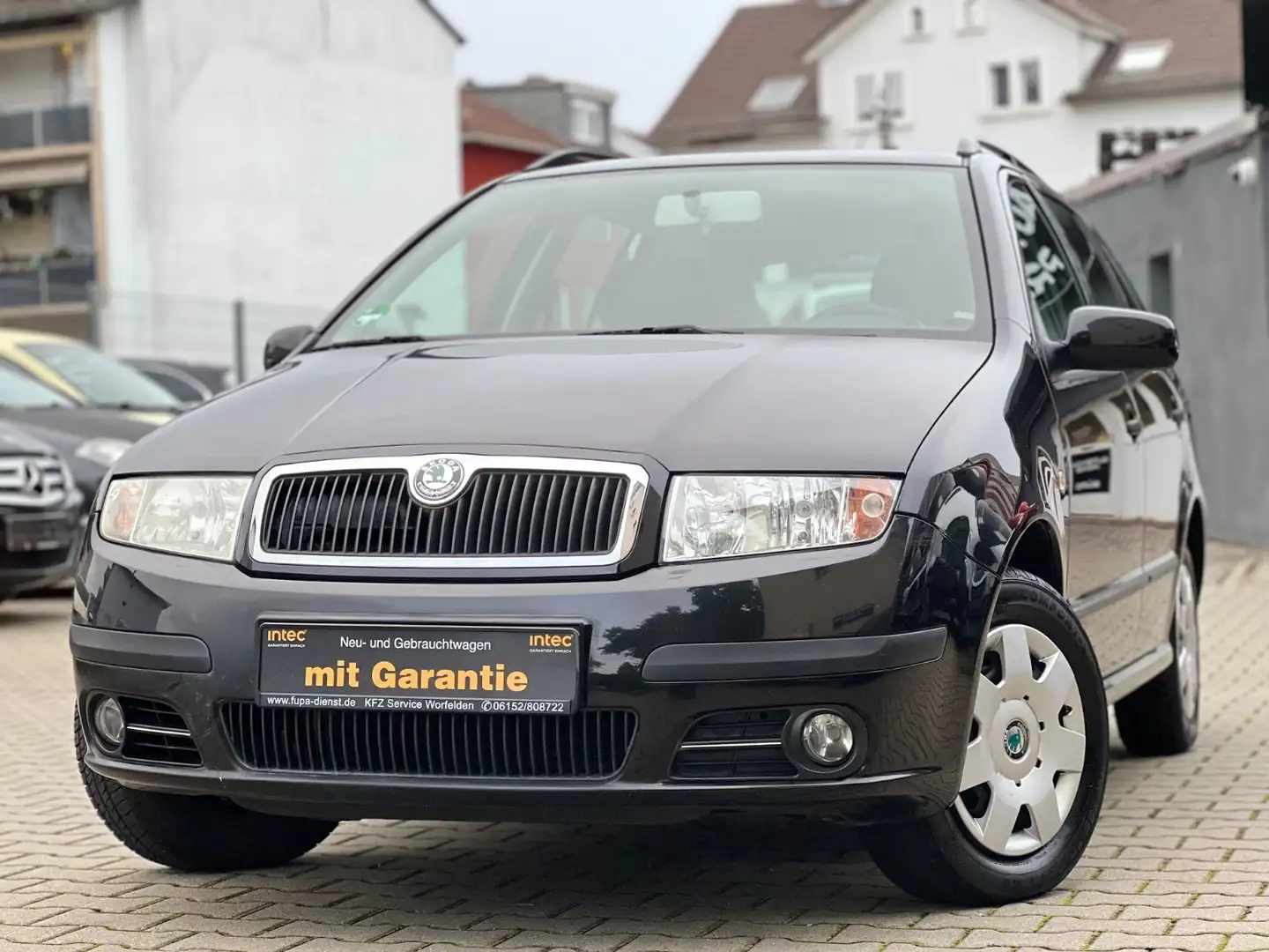 Skoda Fabia Combi Ambiente+KLIMA+ALLWETTER+TÜV+SH Schwarz - 2