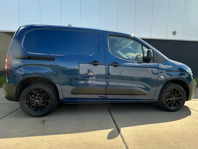 Citroen Berlingo view 3