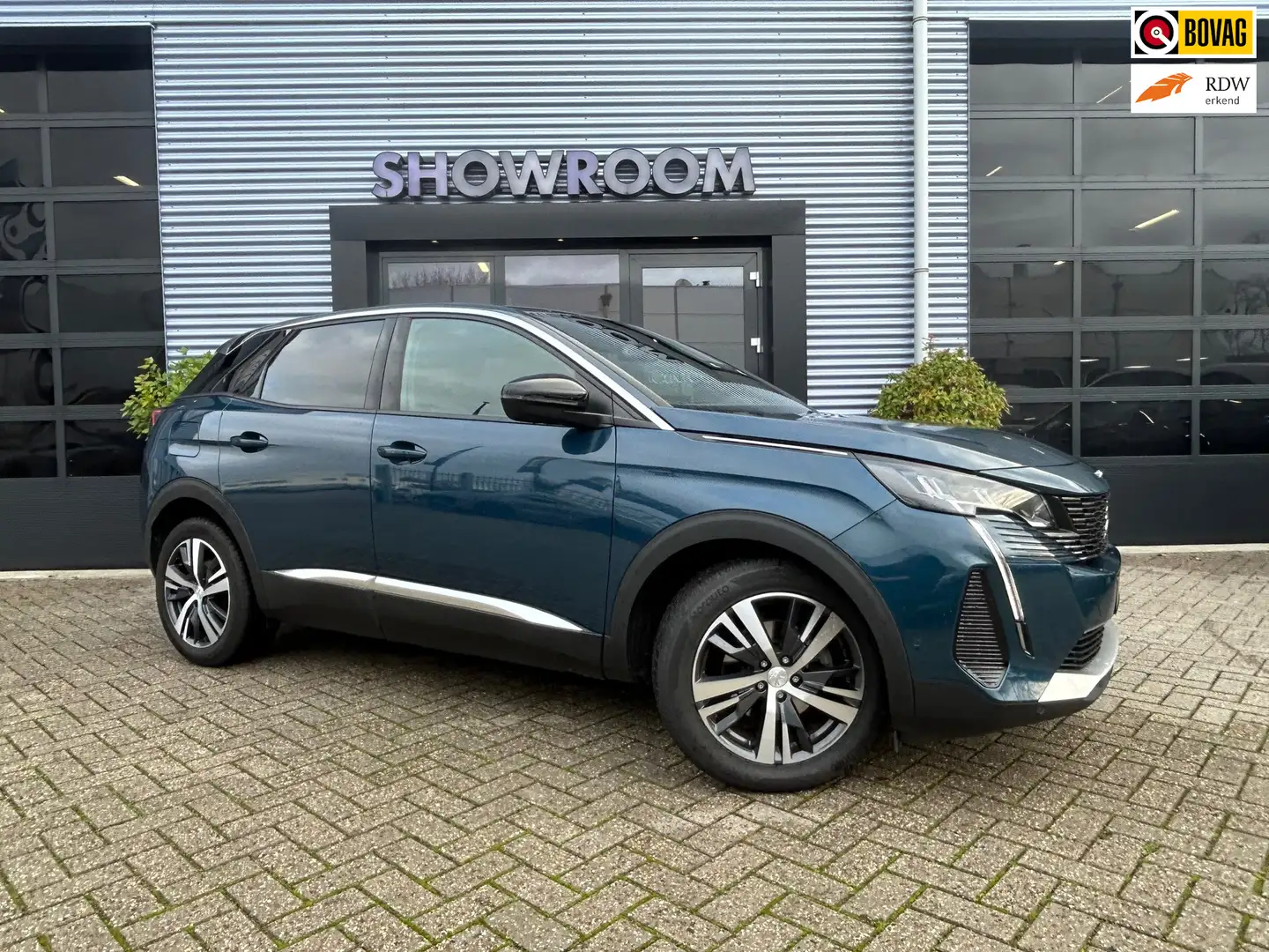 Peugeot 3008 1.2 PureTech Allure Applecarplay|Cruisecontrol|Sto Blau - 1