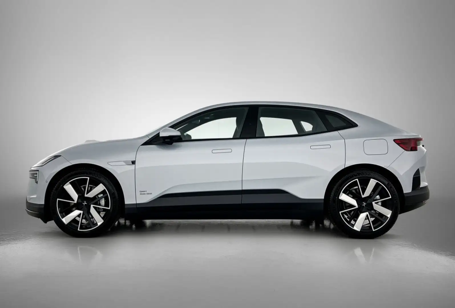 Polestar 4 Long Range Single Motor 100Kwh Pilot Plus 21" Spor Grijs - 2