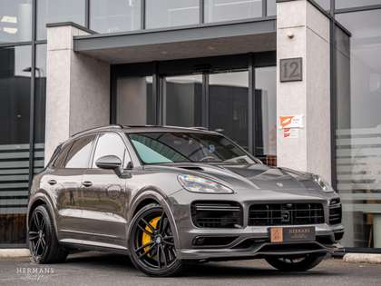 Porsche Cayenne 4.0 Turbo S E-Hybrid TECHART / Org. NL / Carbon /