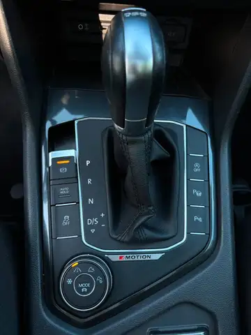 Volkswagen Tiguan view 20