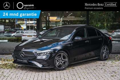 Mercedes-Benz A 180 Limousine AMG Line | Panorama-schuifdak | Achterui