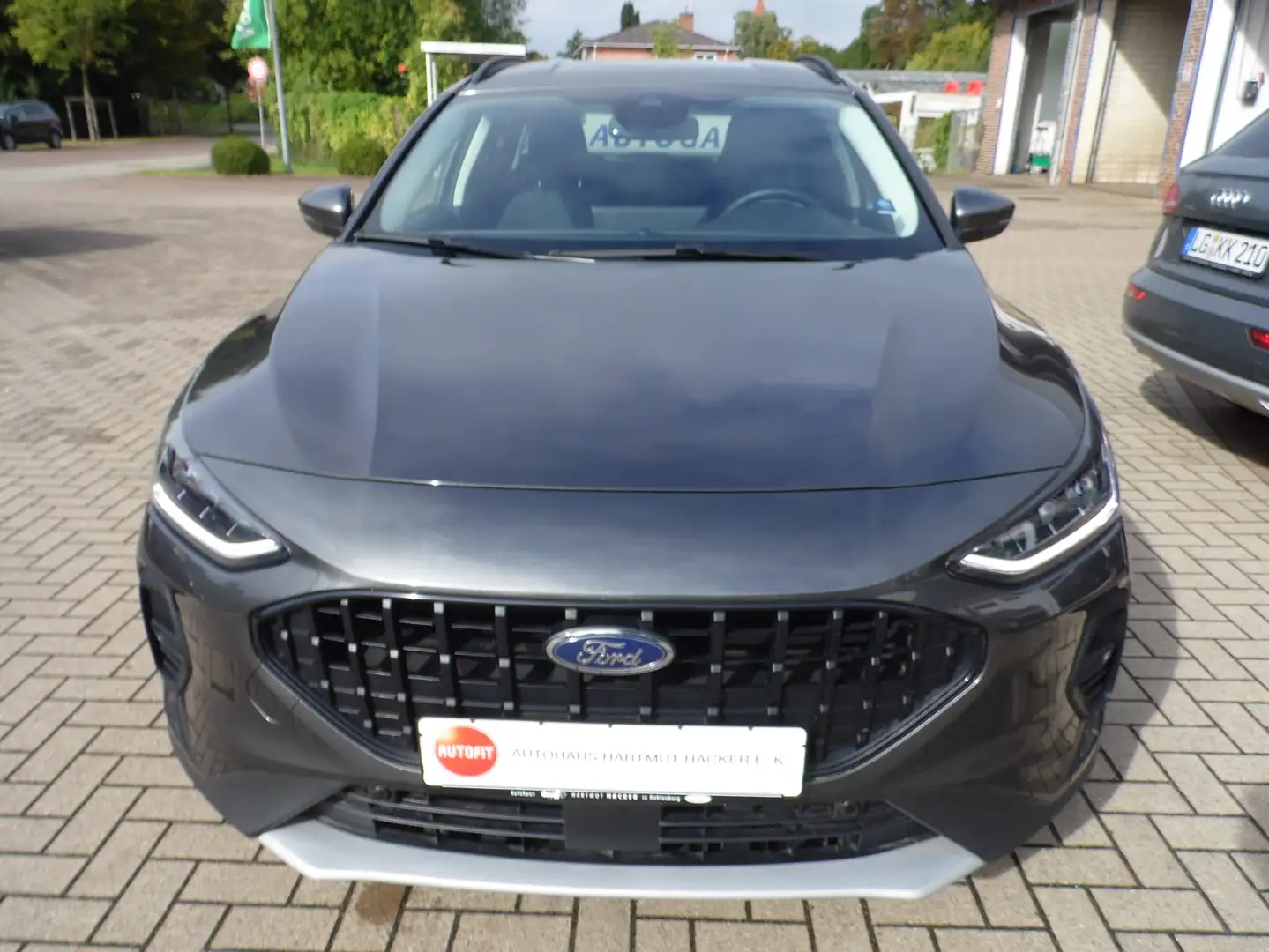 Ford Focus Active mit AHK abn. Grau - 2