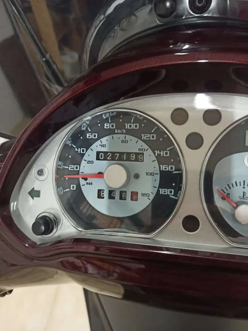 Piaggio Beverly 500 Piros - 2