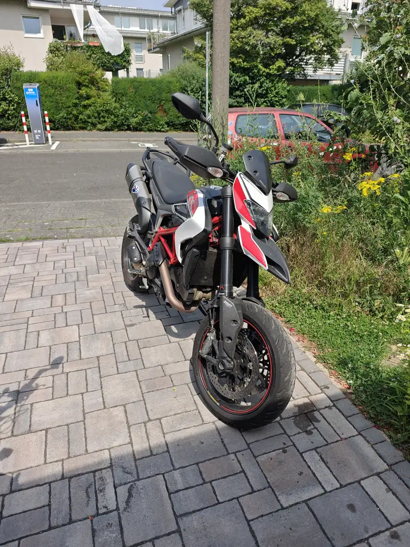 Ducati Hypermotard 821 SP Rood - 1