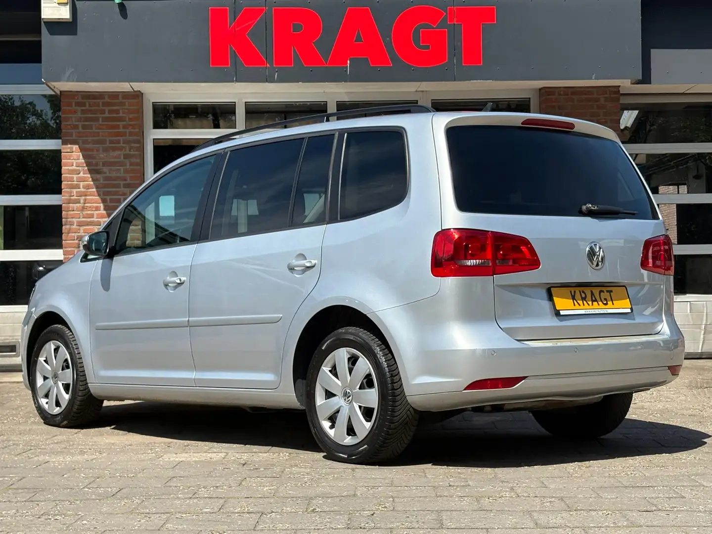 Volkswagen Touran Edition 1.4 TSI 140 pk - 7 persoons - NAVI - Histo Grijs - 2