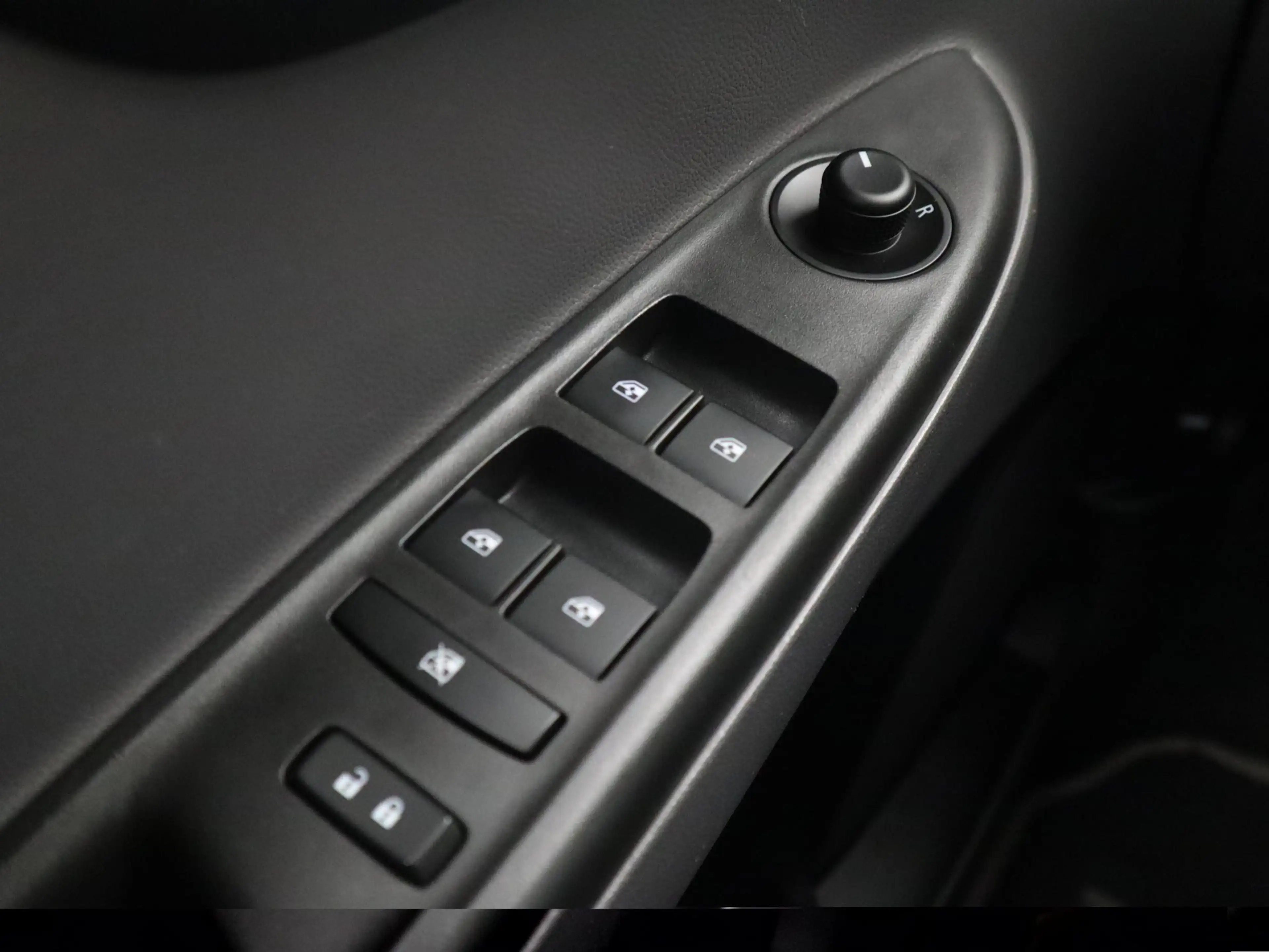 Opel Karl 1.0 ecoFLEX Cosmo STOELVERW / STUURVERW / CLIMA / — photo 33