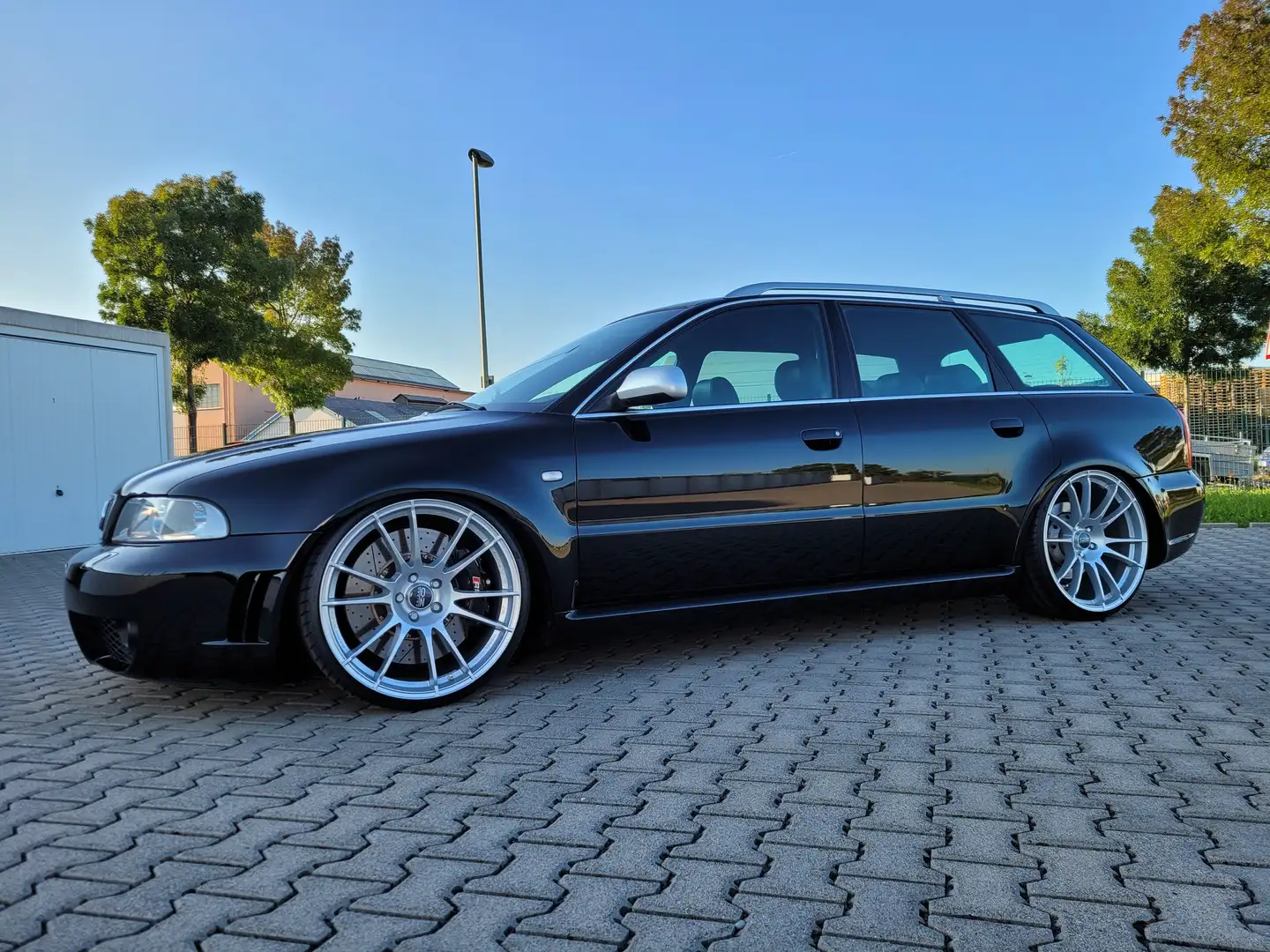 Audi RS4 B5 KW gepfeffert HLS4 OZ20" CLP Zinram BRD History Чорний - 1