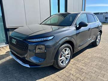 Basis 2.0 TFSI quattro (Allrad) 204PS S-Tronic ...