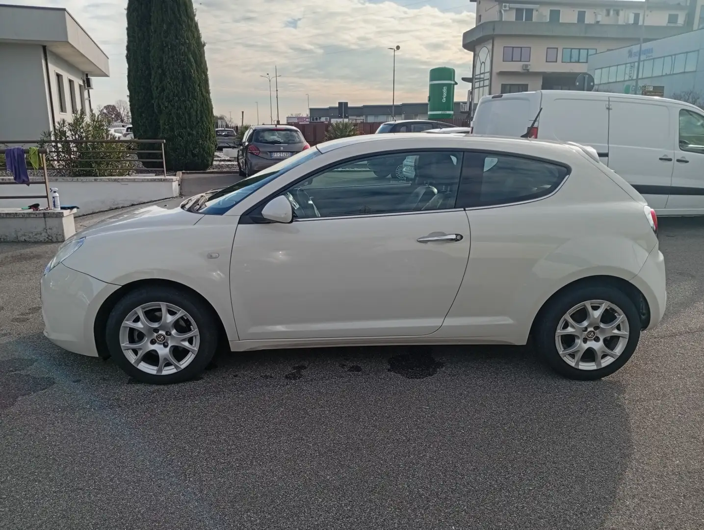 Alfa Romeo MiTo MiTo 1.4 T Distinctive Premium Pack Blanc - 2