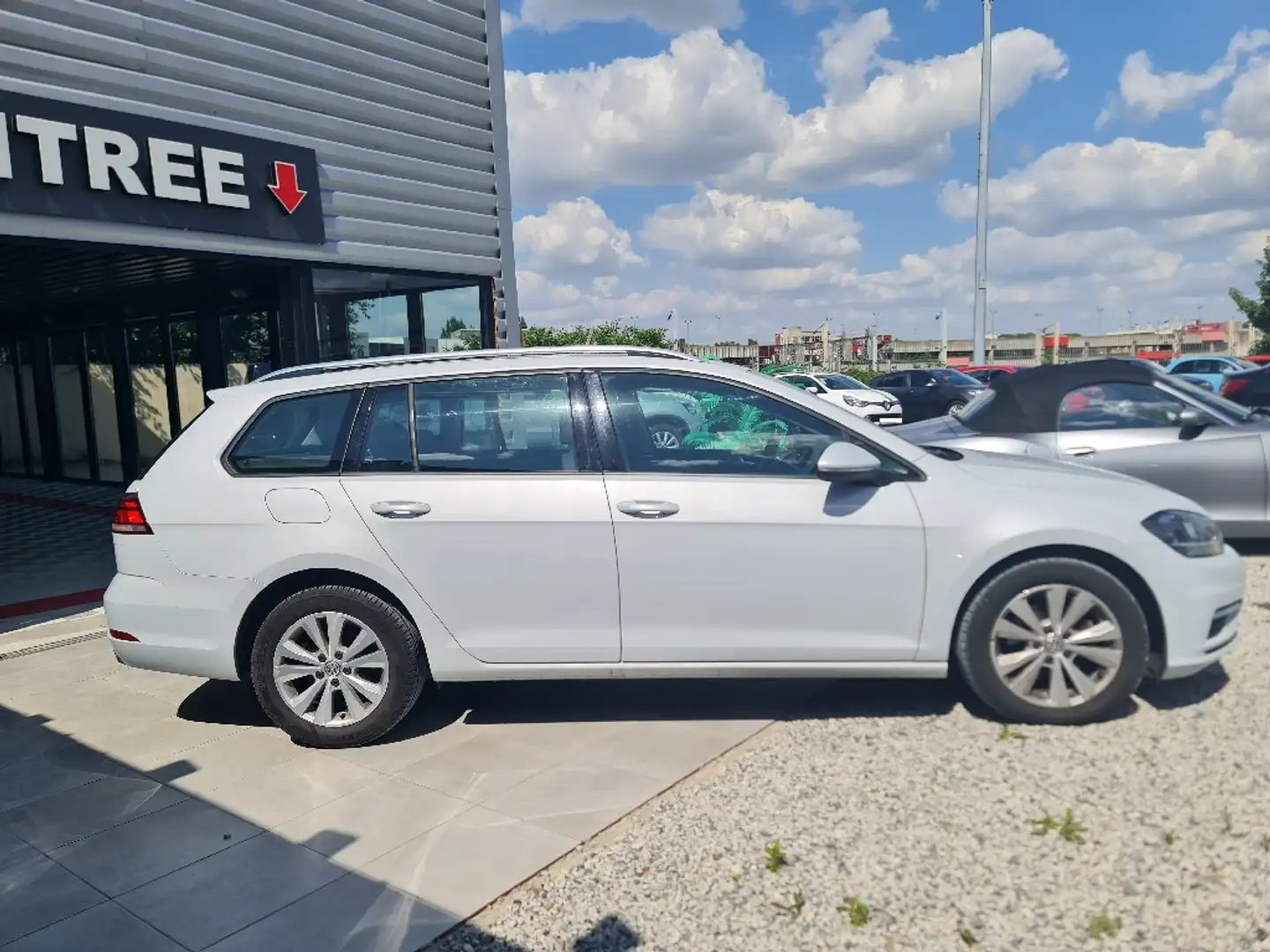 Volkswagen Golf 1.6 TDI 90 BlueMotion Technology Confortline * REPRISE POSSIBLE * - 2