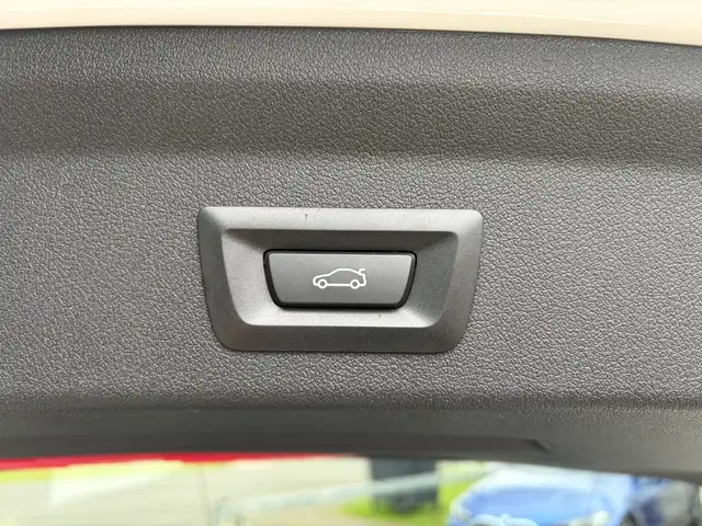 BMW 1 Series view 25