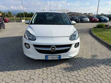 Adam 1.2 Glam 70cv