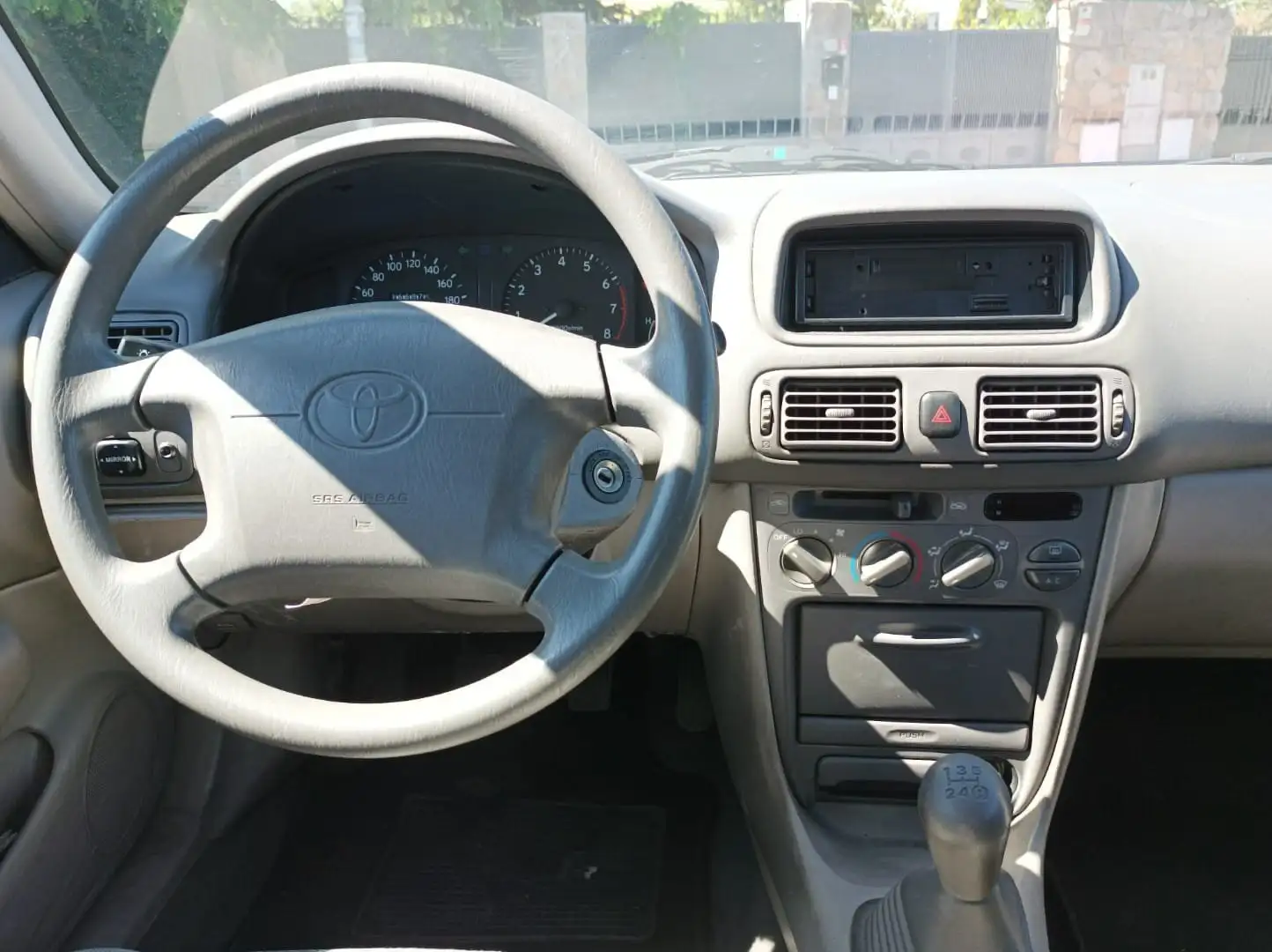 Toyota Corolla Corolla 1.6 Terra Terra Weiß - 2