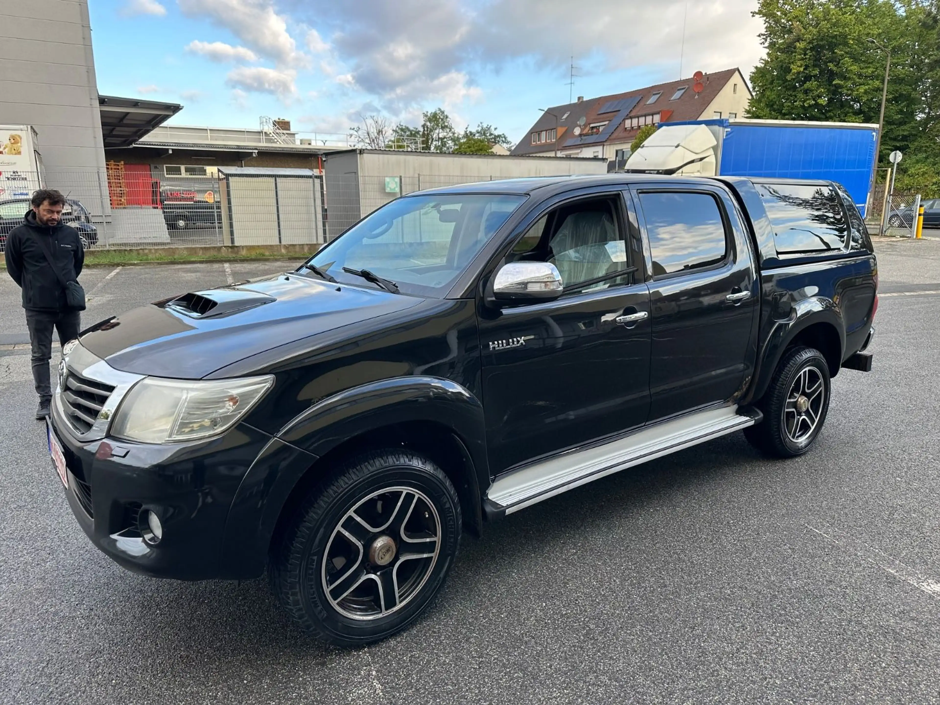 Toyota Hilux — photo 15