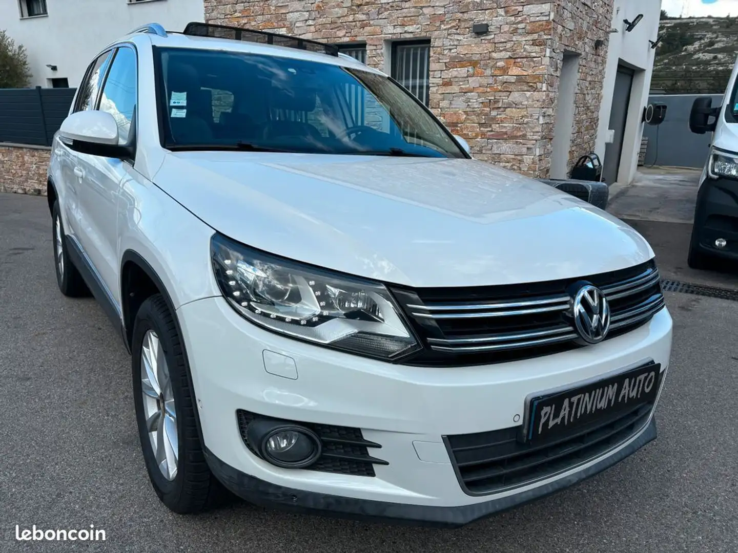 Volkswagen Tiguan 2.0 TDI 140 Bluemotion Technology Carat Blanc - 1