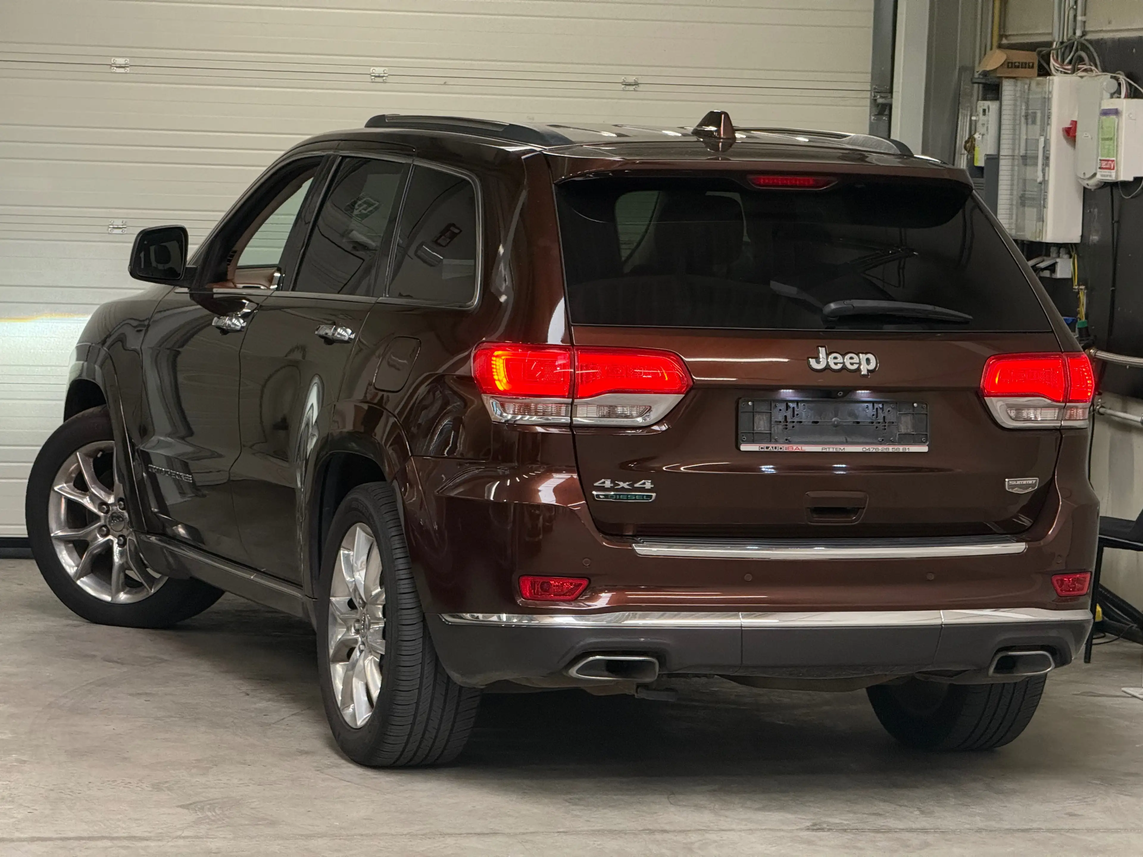 Jeep Grand Cherokee 3.0 V6 TD Summit // Full Options — photo 3