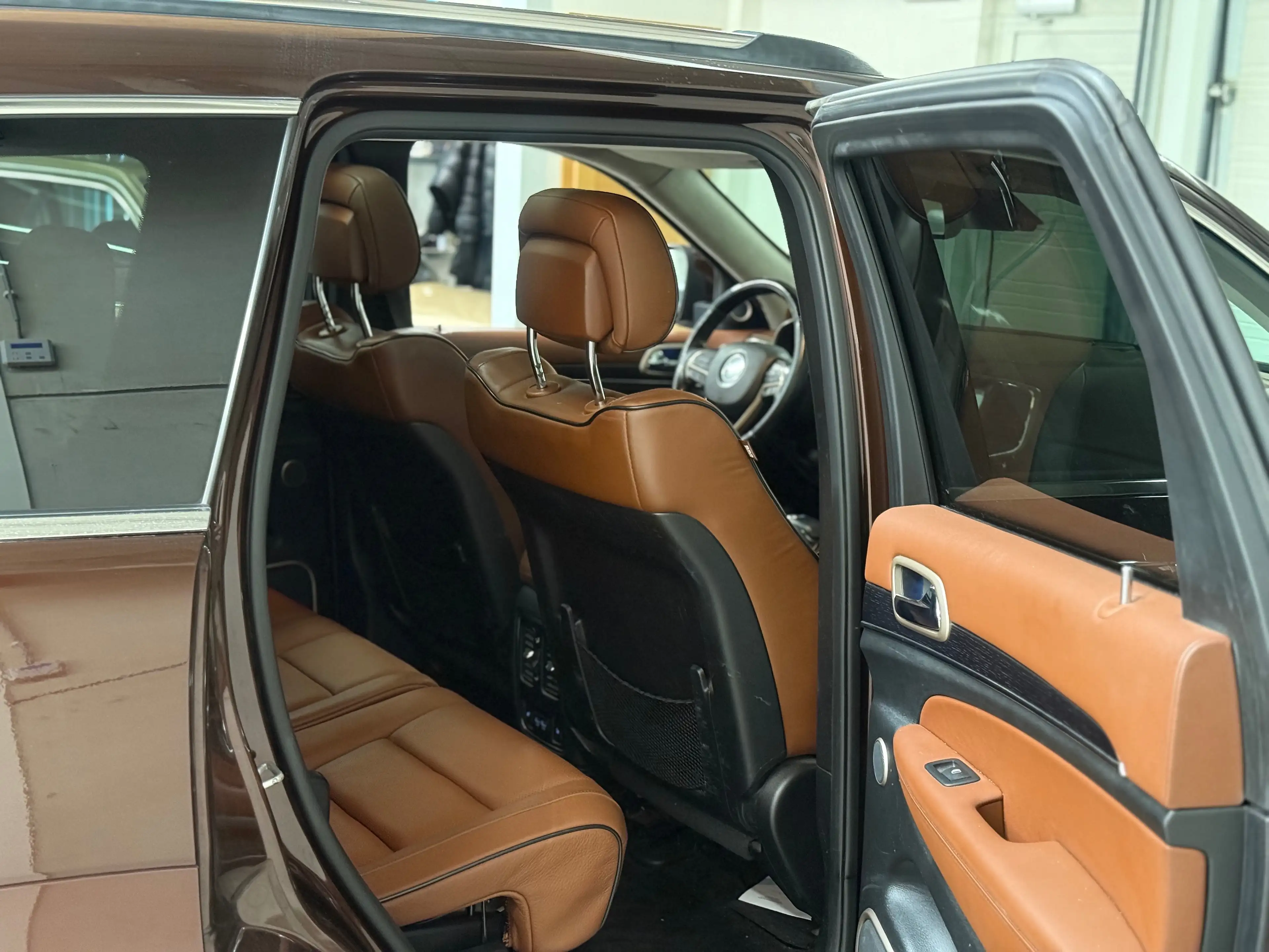 Jeep Grand Cherokee 3.0 V6 TD Summit // Full Options — photo 12