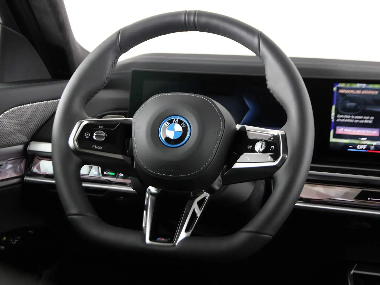 BMW i7 eDrive50 M-Sport Pro Exclusive Lounge Blauw - 2