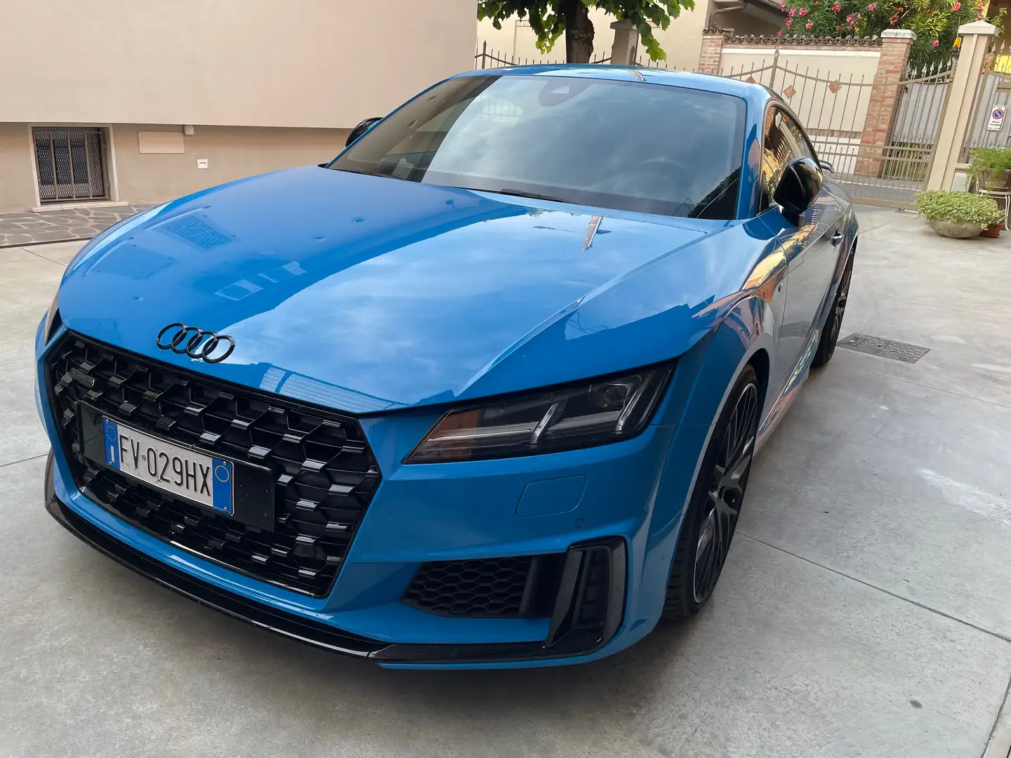 Audi TT 45 TFSI quattro Competition Blu/Azzurro - 1