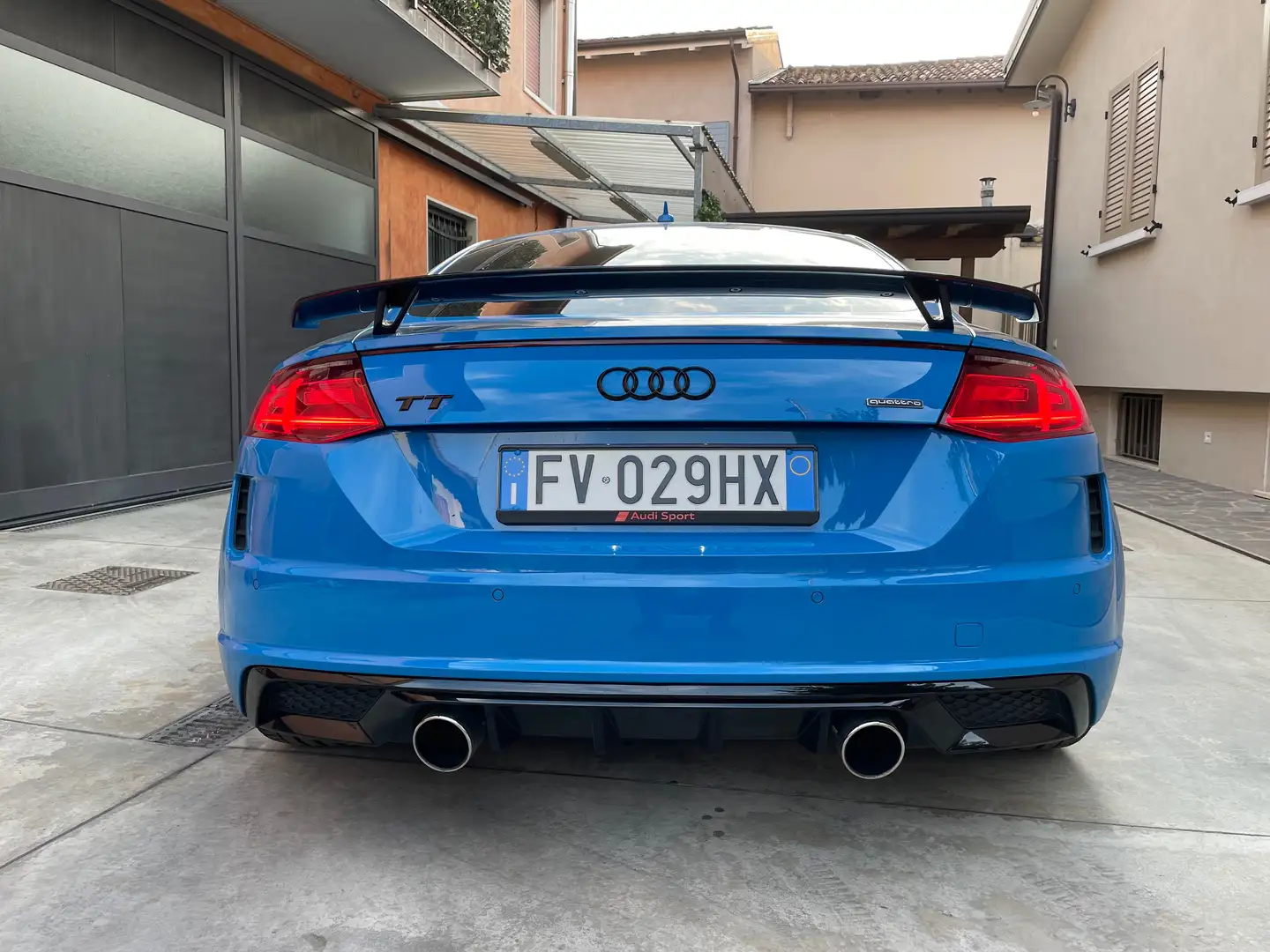 Audi TT 45 TFSI quattro Competition Blu/Azzurro - 2