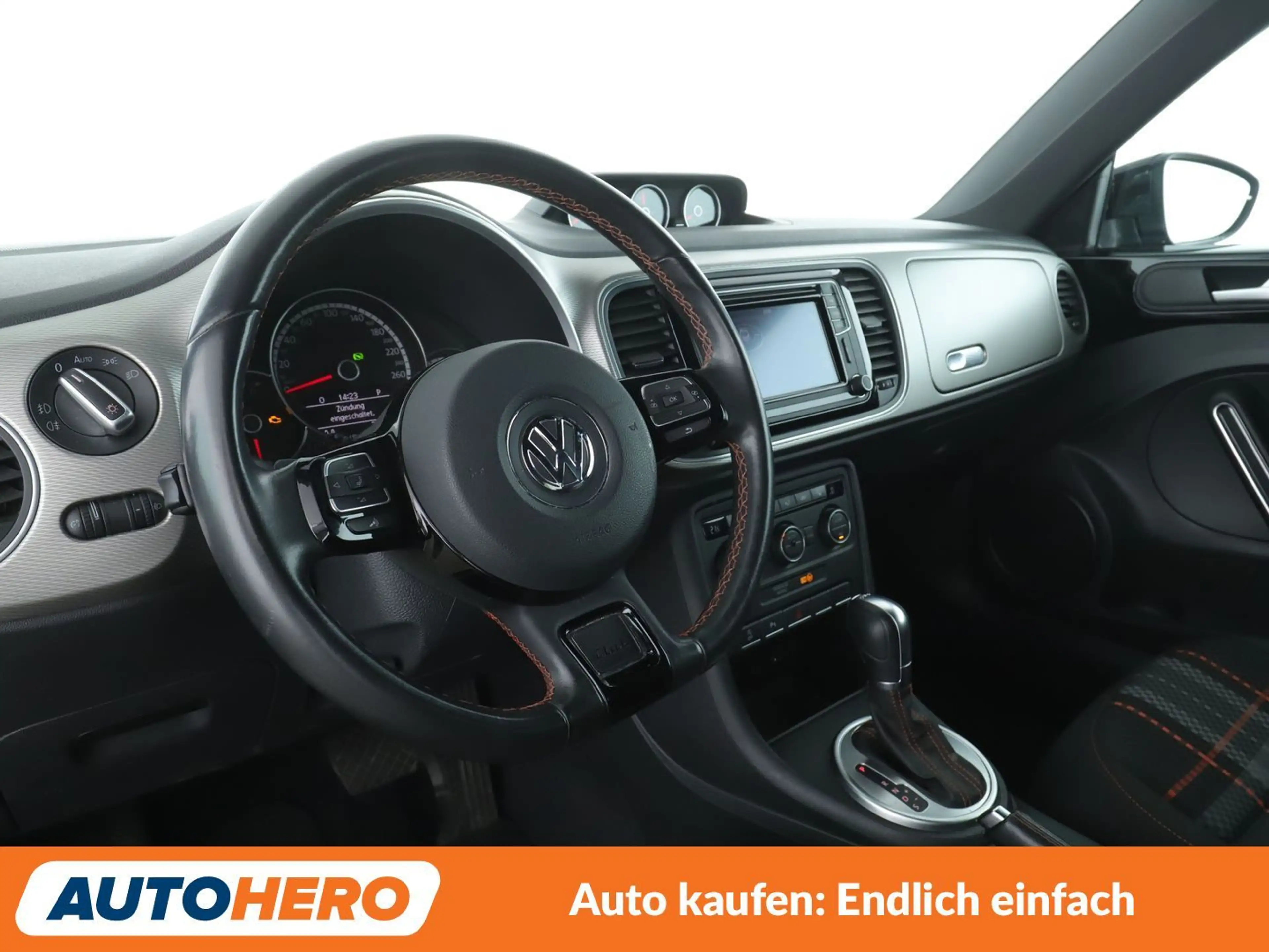 Volkswagen Beetle 2.0 TDI Club BlueMotion Tech Aut.*NAVI*TEMPO*PDC* — photo 11
