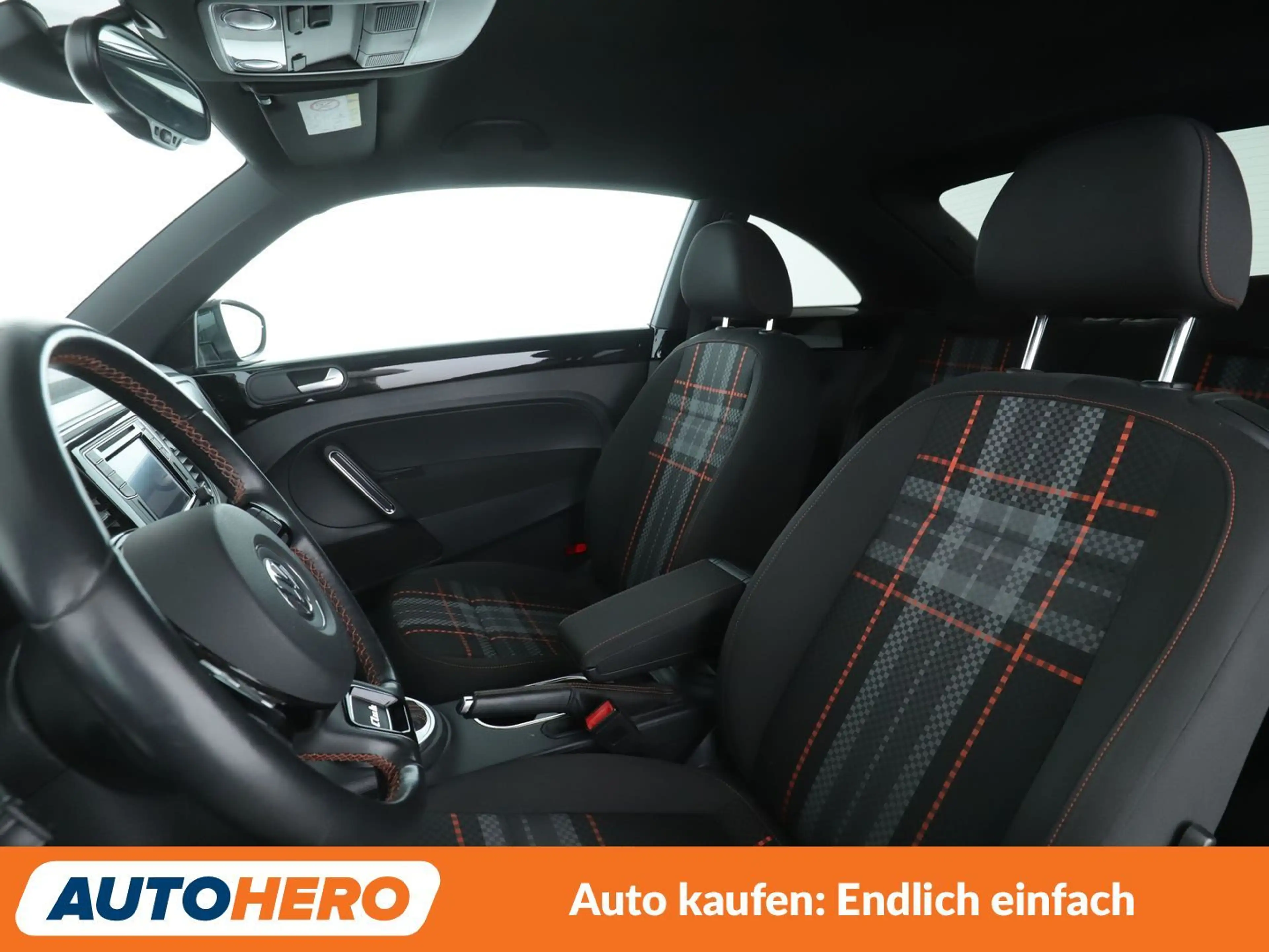 Volkswagen Beetle 2.0 TDI Club BlueMotion Tech Aut.*NAVI*TEMPO*PDC* — photo 10