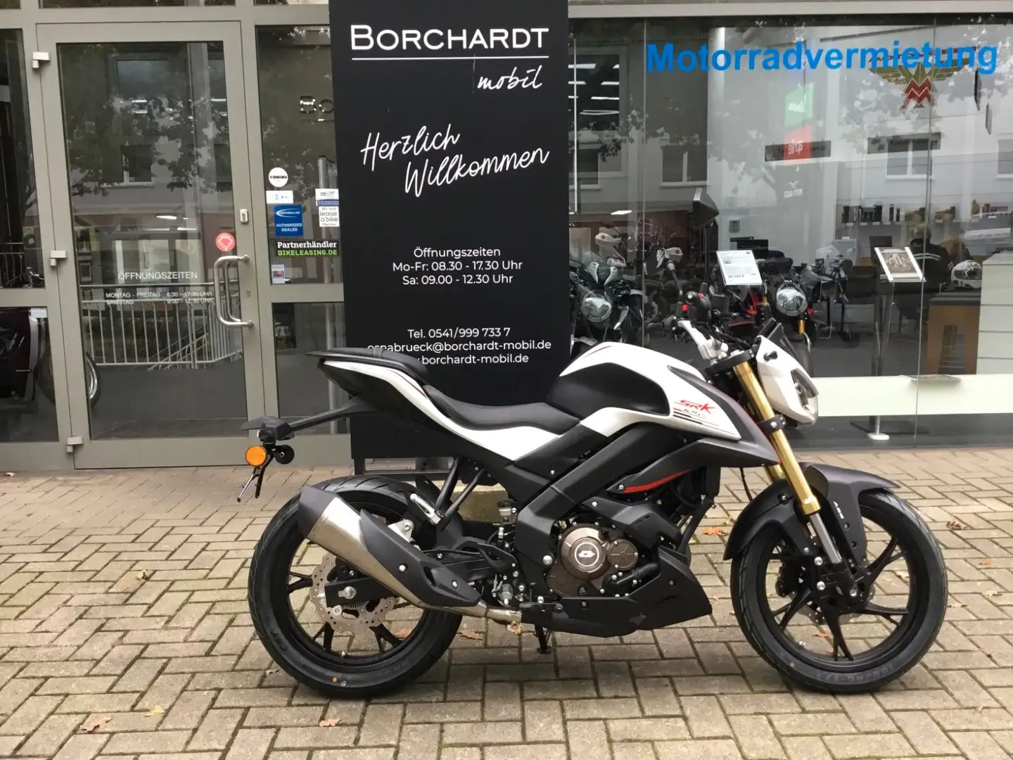 QJ Motor SRK 125 S ABS, LED, TFT, 3 Jahre Garantie 15 PS Blanc - 1