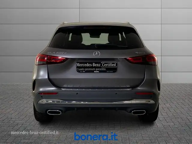 Mercedes-Benz Gla view 4