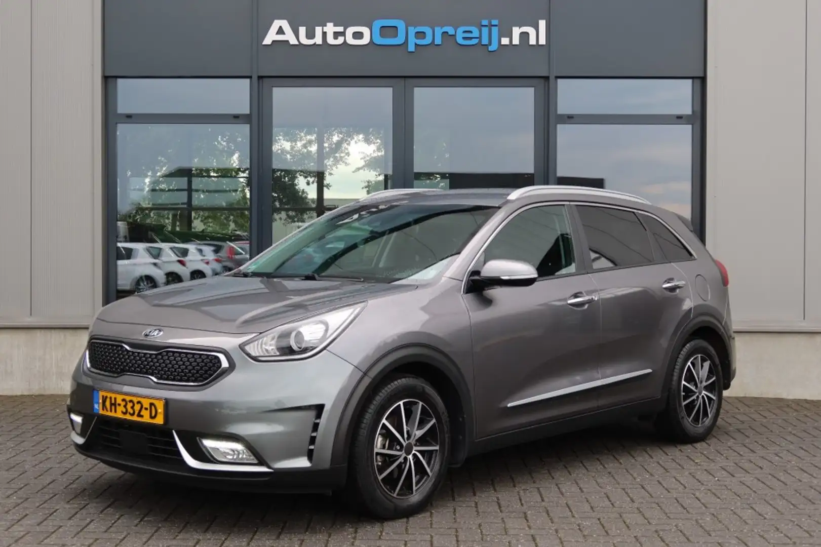 Kia Niro 1.6 GDI Hybrid AUTOMAAT ExecutiveLine Clima, NAVI, Gris - 1
