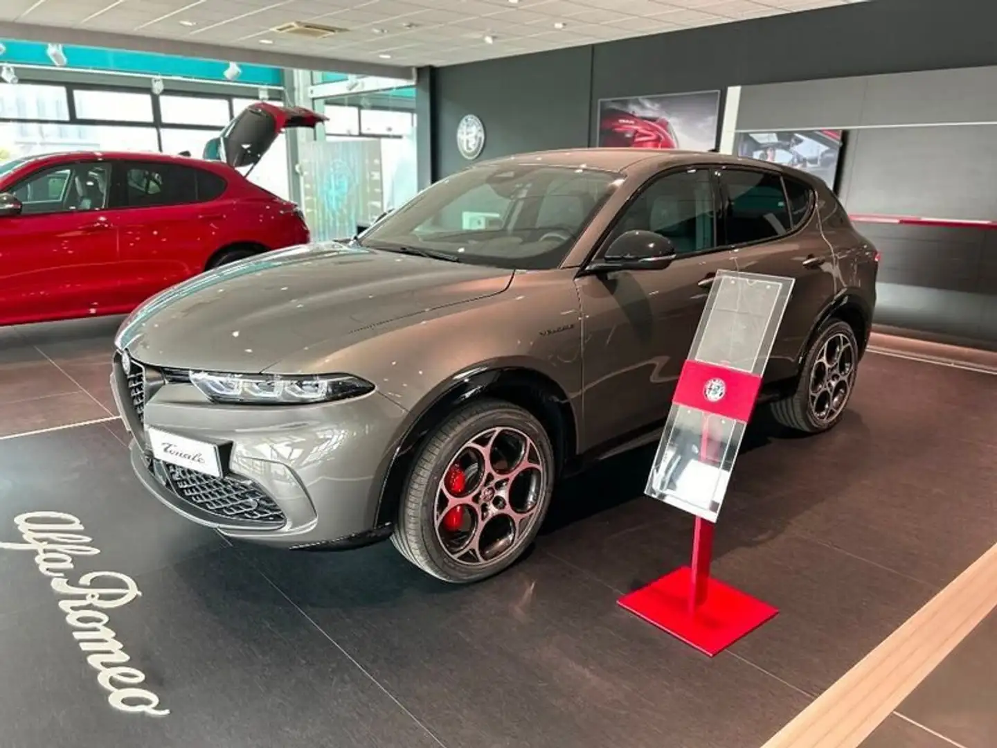 Alfa Romeo Tonale 1.3 280 CV PHEV AT6 Q4 Veloce Grigio - 2
