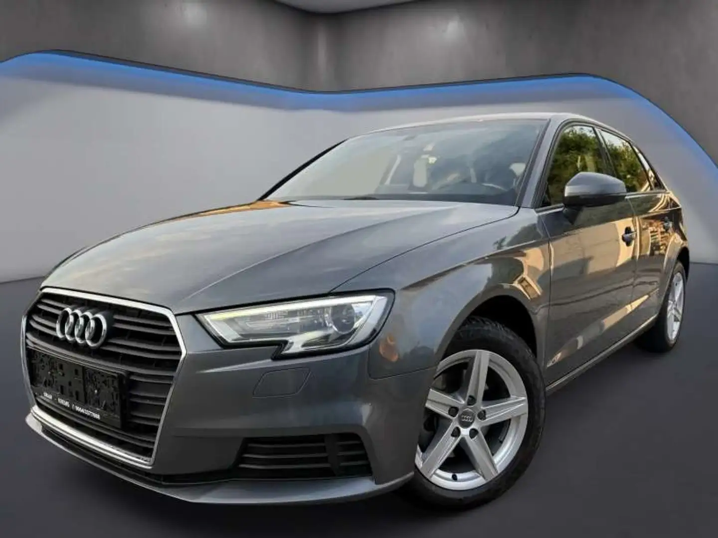 Audi A3 SB 30 TDI S-tronic *Navi*Erstbesitz* Grau - 1